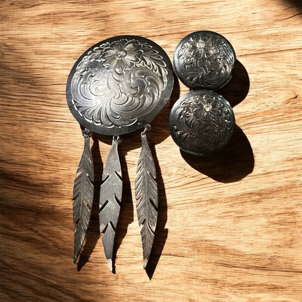 Montana Silversmiths Silver Plated Dreamcatcher Feather Earrings and brooch pin